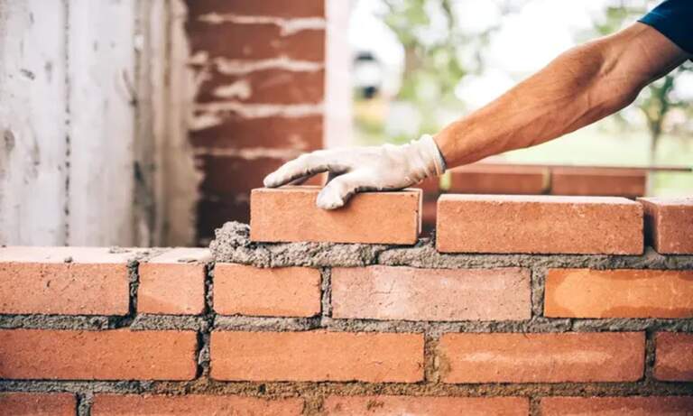 Why Builders Pay Attention to Wall Finish and Block Quality